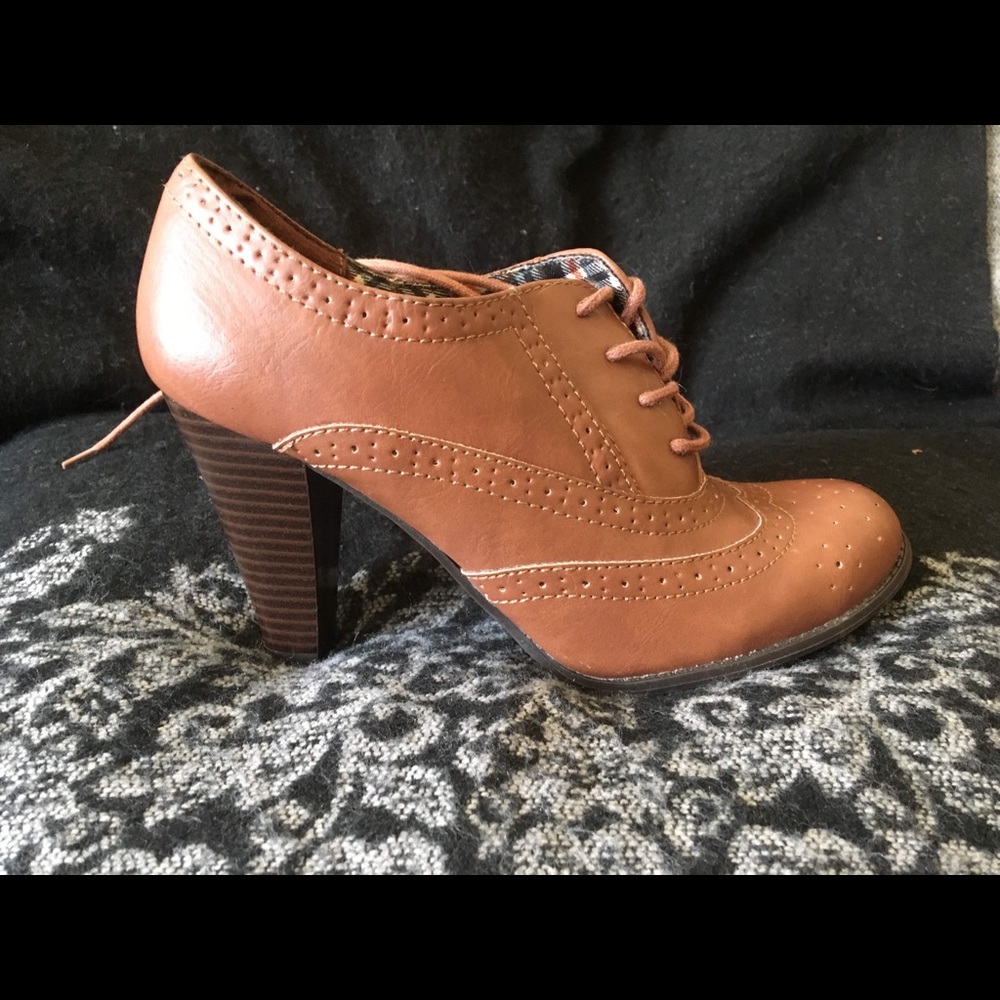 Women’s Ankle Bootie